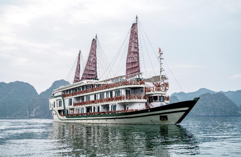 Heritage Line Ylang Cruise - Halong Bay & Lan Ha Bay Ha Long Exterior photo