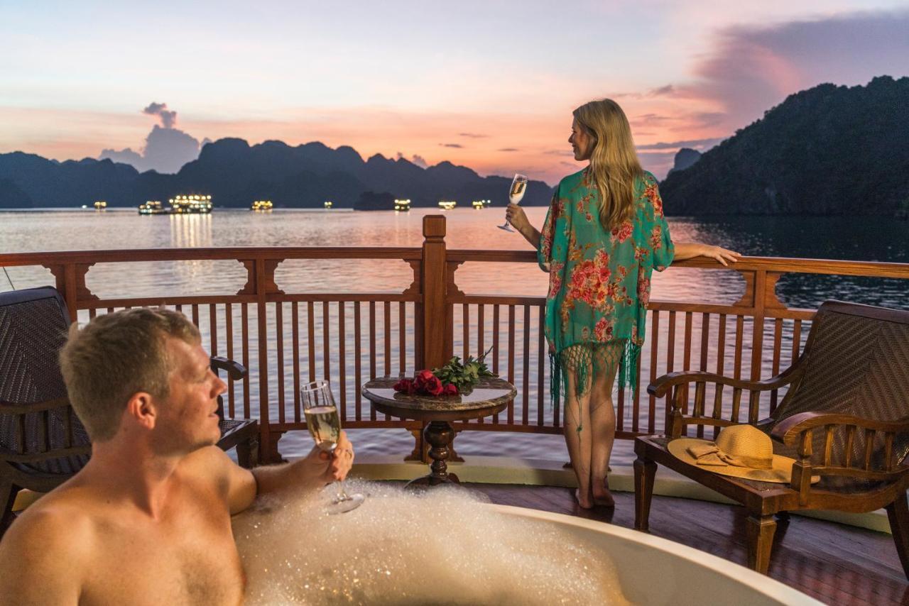 Heritage Line Ylang Cruise - Halong Bay & Lan Ha Bay Ha Long Exterior photo