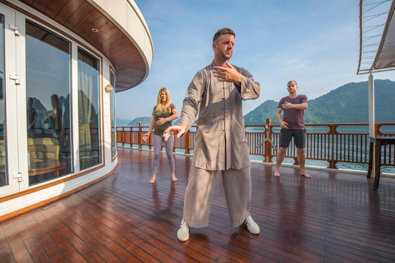 Heritage Line Ylang Cruise - Halong Bay & Lan Ha Bay Ha Long Exterior photo