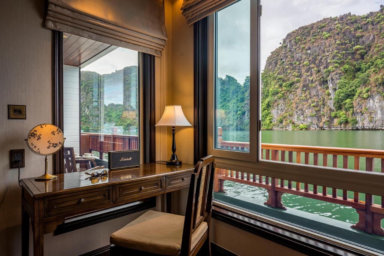 Heritage Line Ylang Cruise - Halong Bay & Lan Ha Bay Ha Long Exterior photo