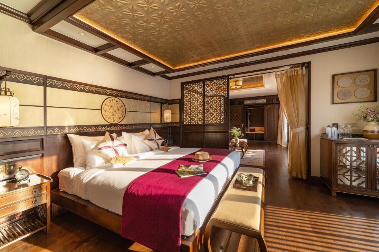 Heritage Line Ylang Cruise - Halong Bay & Lan Ha Bay Ha Long Exterior photo